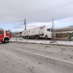 2021-02-14 LKW drohte umzustürzen