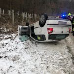 2022-01-26 Auto in Auslage Retz