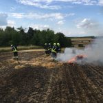 Flurbrand mit 5 Feuerwehren aus 3 Bezirken