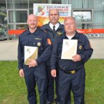 Weiße Fahne für den Bezirk Hollabrunn bei der Feuerwehrmatura