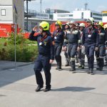 Weiße Fahne für den Bezirk Hollabrunn bei der Feuerwehrmatura