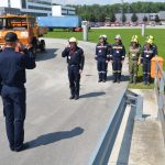 Weiße Fahne für den Bezirk Hollabrunn bei der Feuerwehrmatura